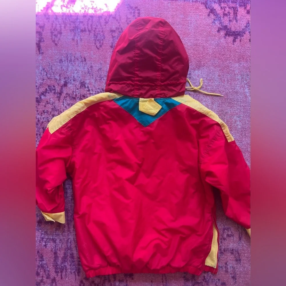 80’s color-block puffer